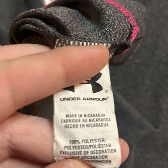 Under Armour Short Sleeved Top - Picture 9 of 10